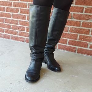 Frye riding boots size 7b pull on